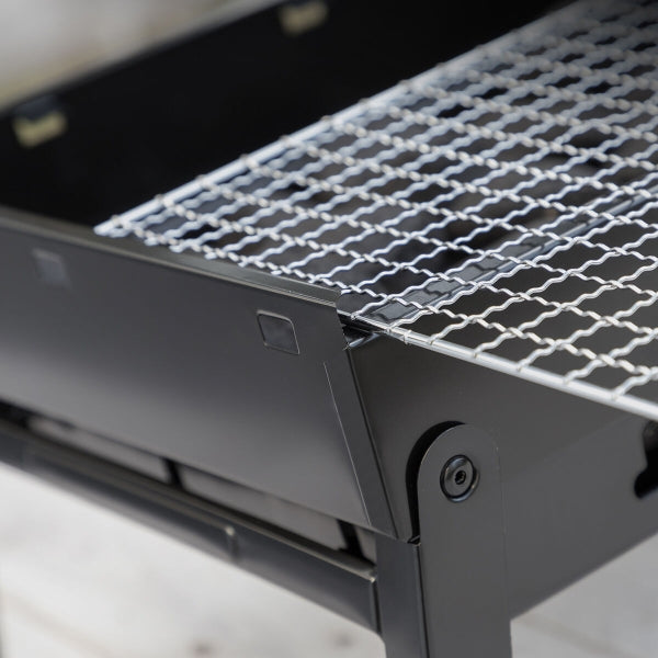Folding Portable Barbecue for use with Charcoal BearBQ - DoCamping