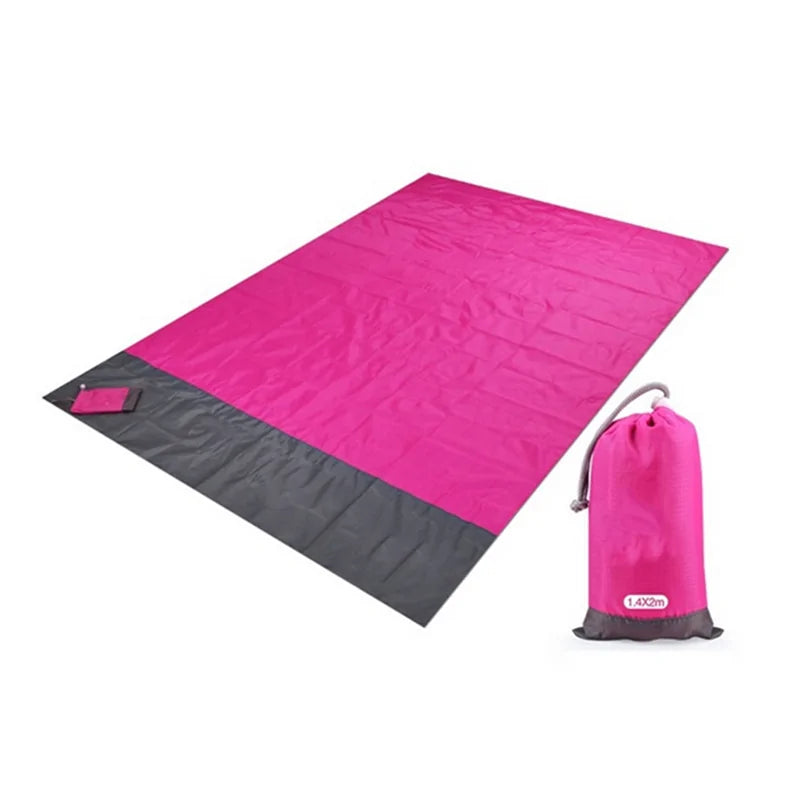 Waterproof Pocket Beach Blanket - DoCamping