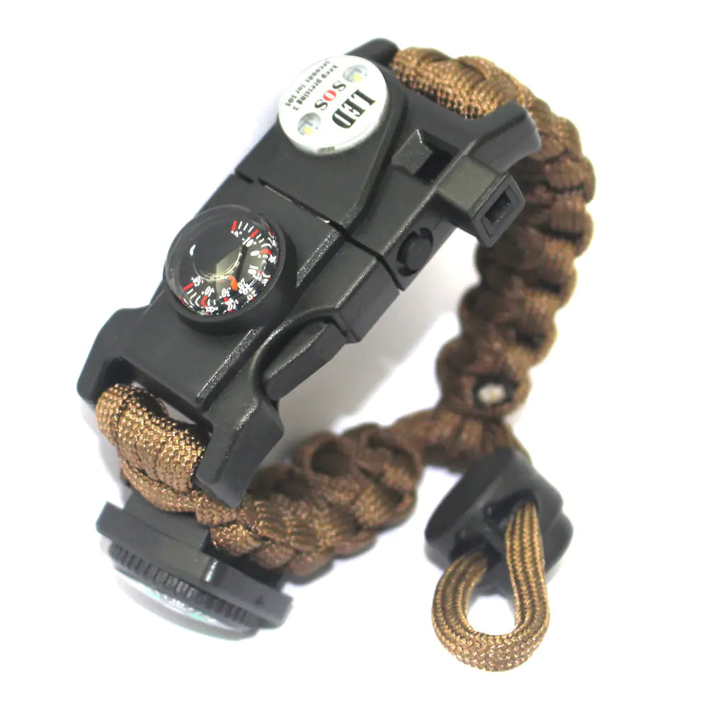 Outdoor Paracord Survival Bracelet with Fire Starter Tool - DoCamping
